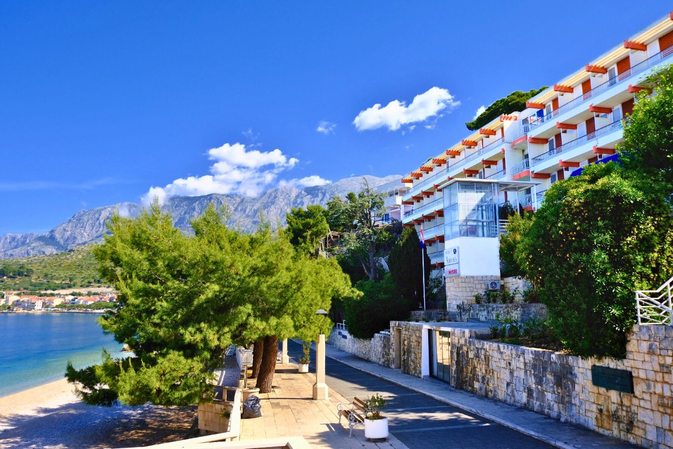 Hotel Aurora