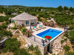 Island Getaway Heritage House