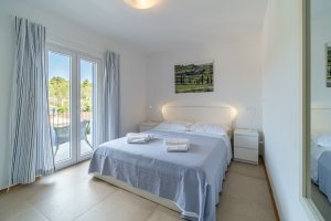 Villa Milna Bay
