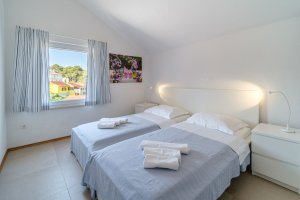 Villa Milna Bay