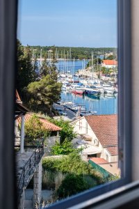 Villa Milna Bay