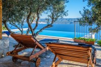 Villa Secluded Paradise