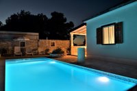 Villa Aries