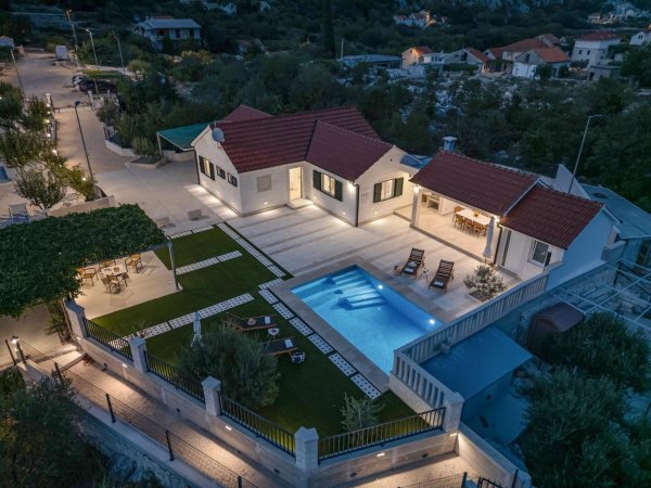 Rezort Moja Stina - Villa Bura